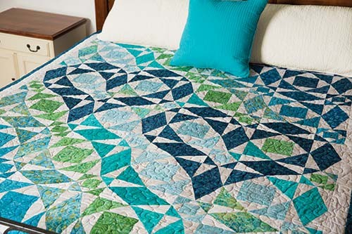 in-a-storm-at-sea-our-hearts-will-go-on-storm-at-sea-quilt-sea